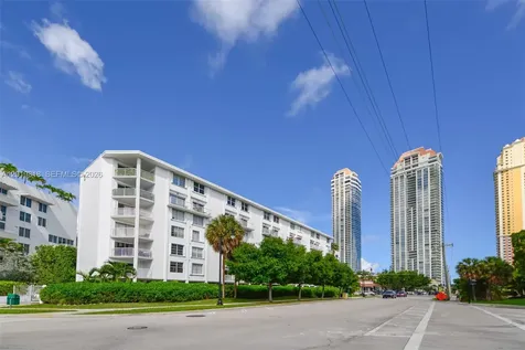 17800 Atlantic Boulevard Sunny Isles Beach FL 33160