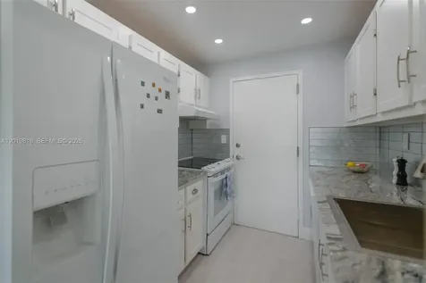 17800 Atlantic Boulevard Sunny Isles Beach FL 33160