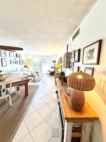 18601 NE 14th Avenue Miami FL 33179