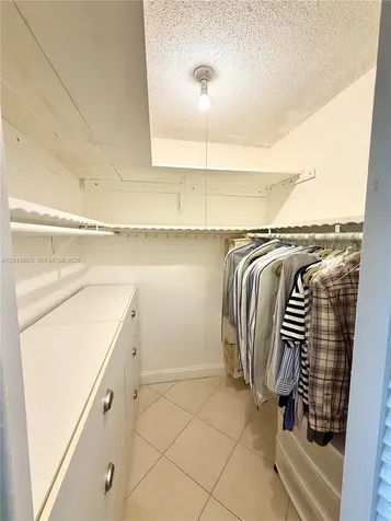 18601 NE 14th Avenue Miami FL 33179