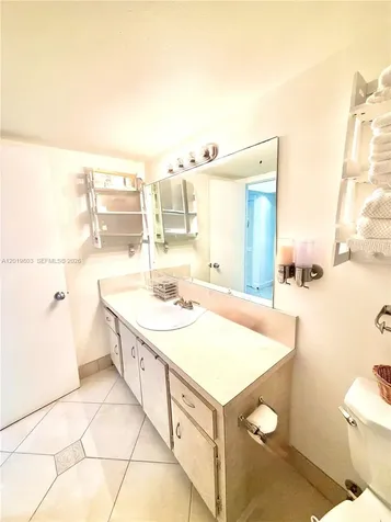 18601 NE 14th Avenue Miami FL 33179
