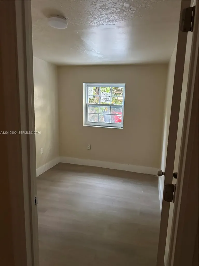650 E 49th Street Hialeah FL 33013