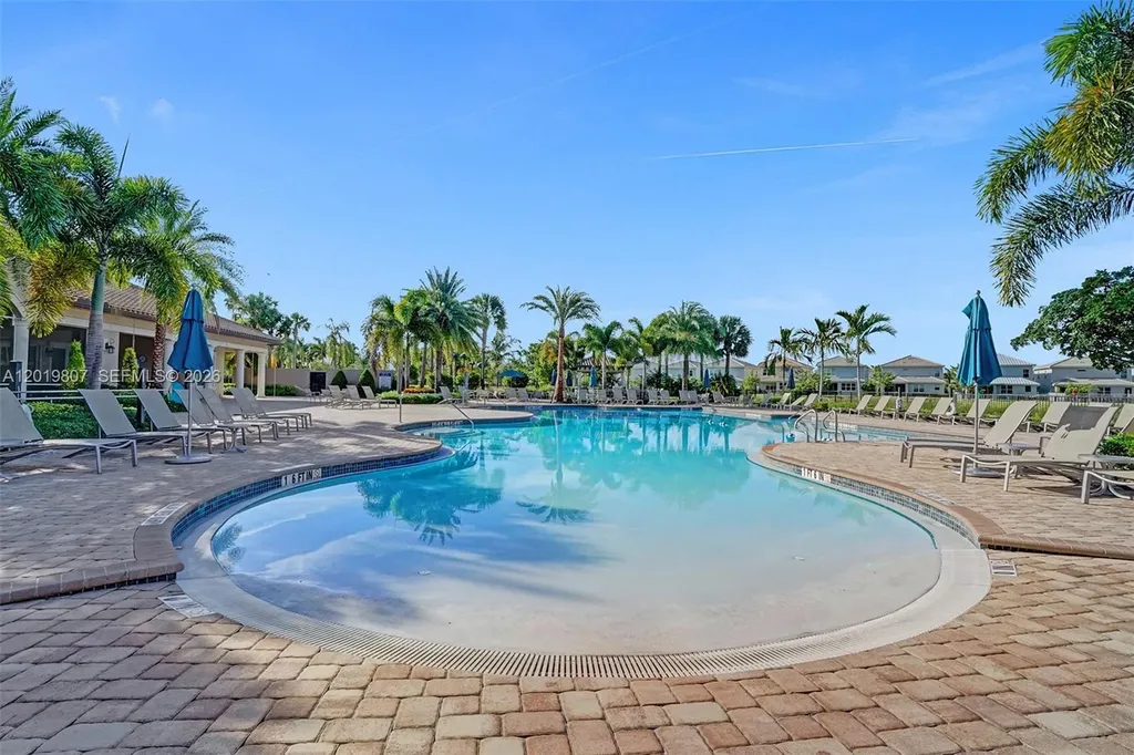 4764 Eucalyptus Drive Hollywood FL 33021