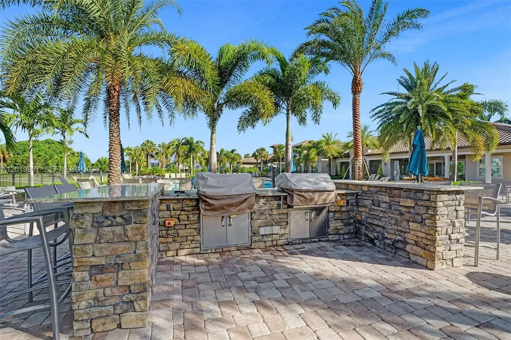 4764 Eucalyptus Drive Hollywood FL 33021