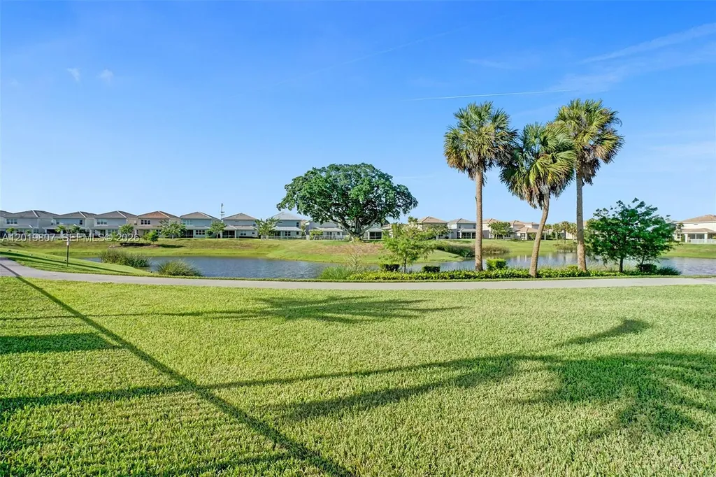 4764 Eucalyptus Drive Hollywood FL 33021