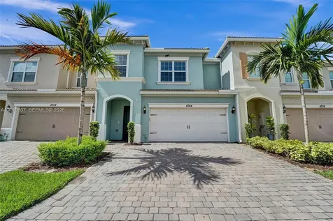 4764 Eucalyptus Drive Hollywood FL 33021
