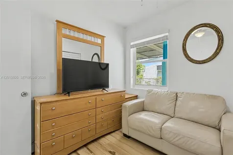1554 NE 154th Terrace North Miami Beach FL 33162