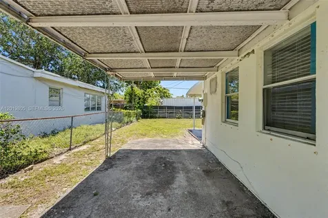 1554 NE 154th Terrace North Miami Beach FL 33162
