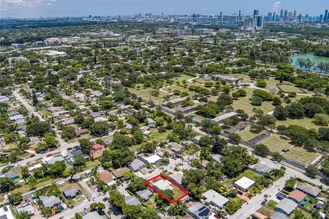 1554 NE 154th Terrace North Miami Beach FL 33162