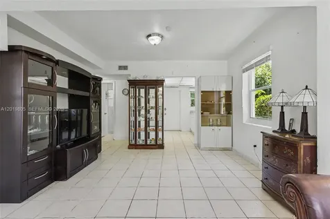 1554 NE 154th Terrace North Miami Beach FL 33162