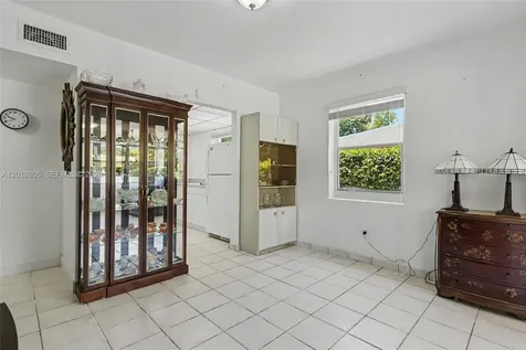 1554 NE 154th Terrace North Miami Beach FL 33162