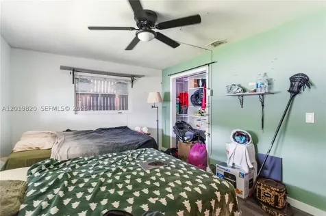 9452 SW 52nd Court Cooper City FL 33328