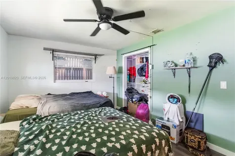 9452 SW 52nd Court Cooper City FL 33328