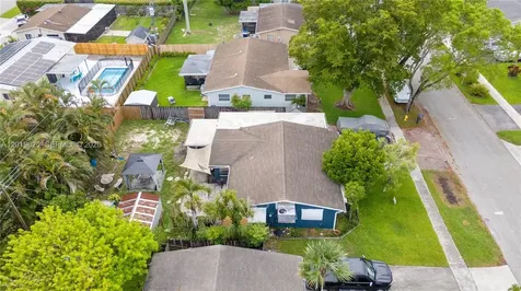 9452 SW 52nd Court Cooper City FL 33328