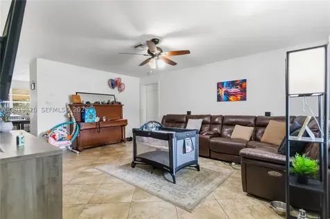 9452 SW 52nd Court Cooper City FL 33328