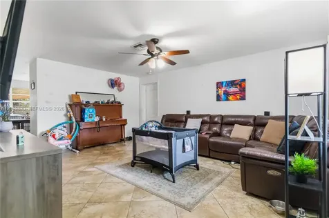 9452 SW 52nd Court Cooper City FL 33328