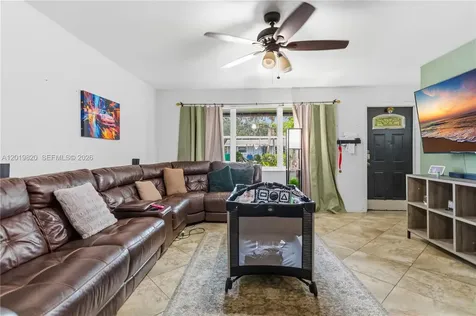 9452 SW 52nd Court Cooper City FL 33328