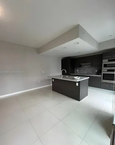 7875 NW 107th Avenue Doral FL 33178