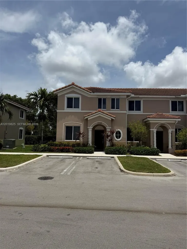 2355 SE 10th Street Homestead FL 33035