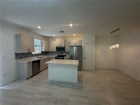 2355 SE 10th Street Homestead FL 33035