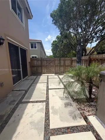 2355 SE 10th Street Homestead FL 33035