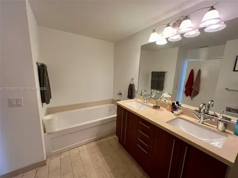 79 SW 12th Street Miami FL 33130