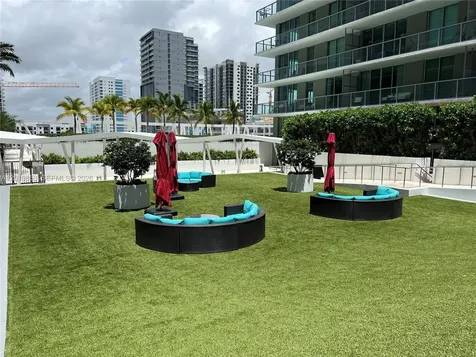 79 SW 12th Street Miami FL 33130