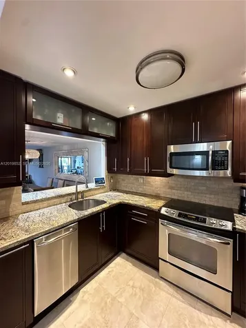 6901 Edgewater Drive Coral Gables FL 33133