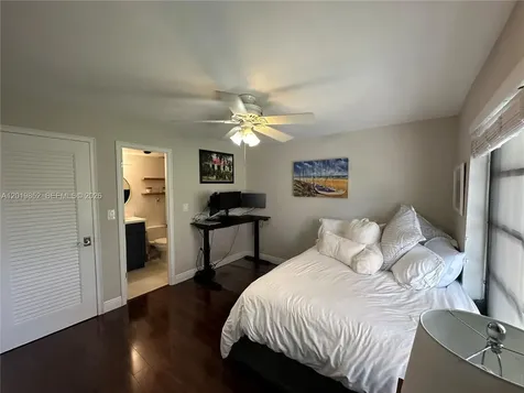6901 Edgewater Drive Coral Gables FL 33133