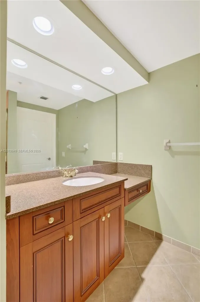 347 N New River Drive E Fort Lauderdale FL 33301