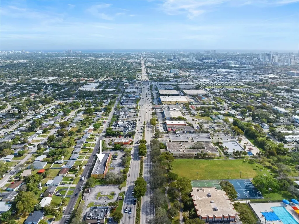 1395 W Sunrise Boulevard Fort Lauderdale FL 33311