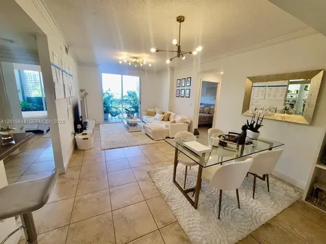 185 SE 14th Terrace Miami FL 33131