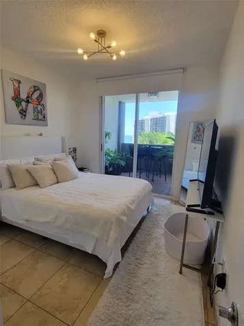 185 SE 14th Terrace Miami FL 33131