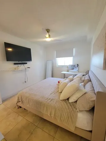 185 SE 14th Terrace Miami FL 33131
