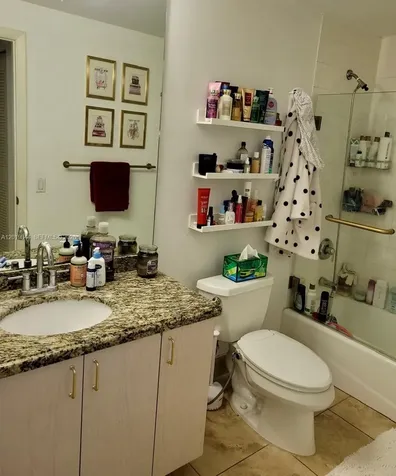 185 SE 14th Terrace Miami FL 33131