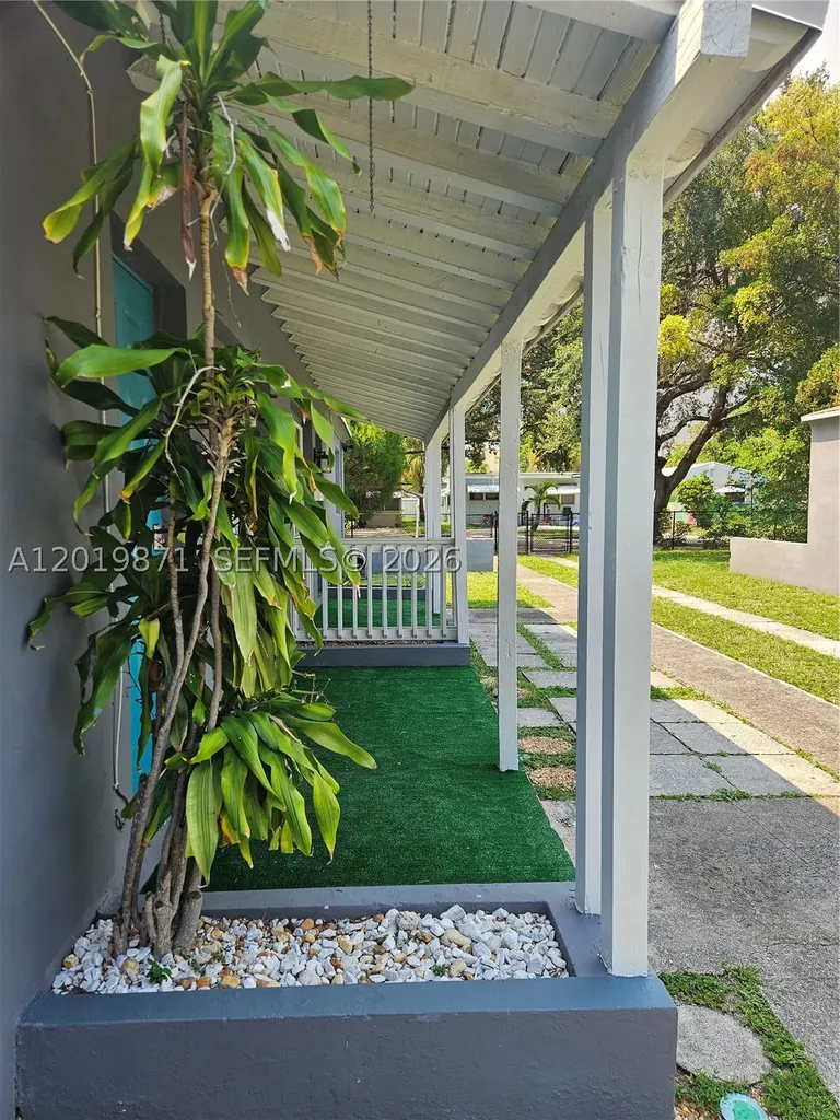 2030 Taylor Street Hollywood FL 33020