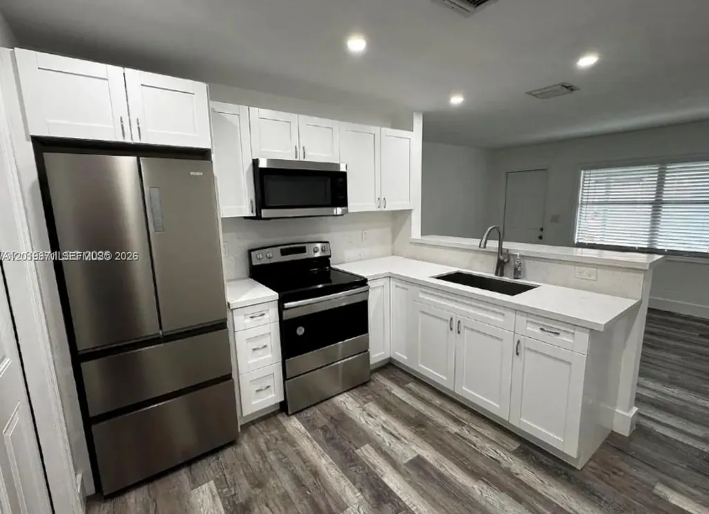 2030 Taylor Street Hollywood FL 33020