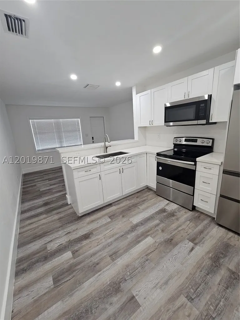 2030 Taylor Street Hollywood FL 33020