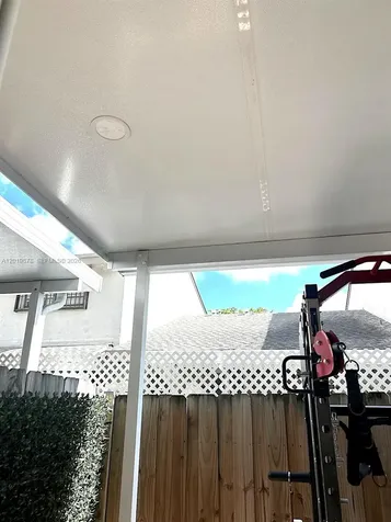 2407 W 52nd Place Hialeah FL 33016