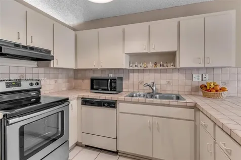 13520 SW 180th Terrace Miami FL 33177