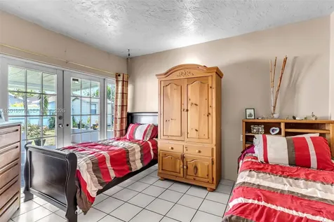 13520 SW 180th Terrace Miami FL 33177