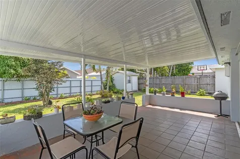 13520 SW 180th Terrace Miami FL 33177