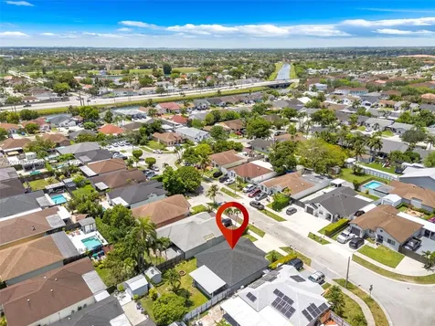 13520 SW 180th Terrace Miami FL 33177