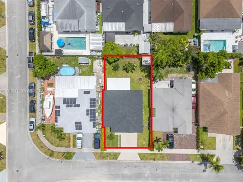 13520 SW 180th Terrace Miami FL 33177