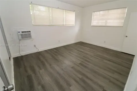 809 85th Street Miami Beach FL 33141