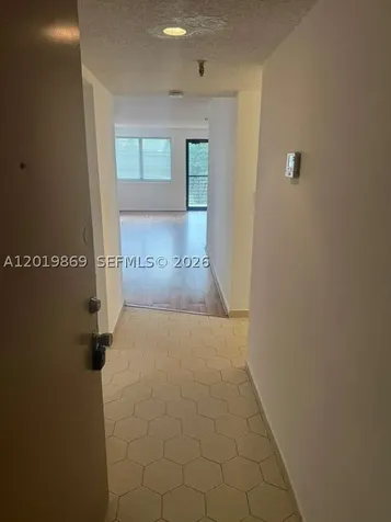 20840 San Simeon Way Miami FL 33179