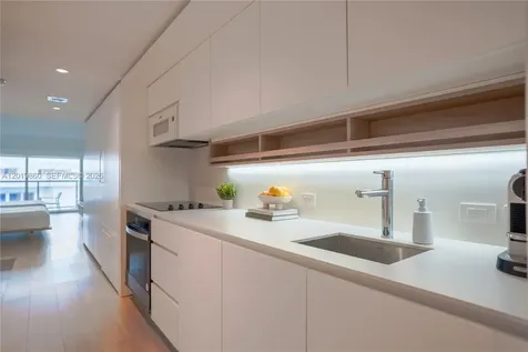 10250 Collins Avenue Bal Harbour FL 33154
