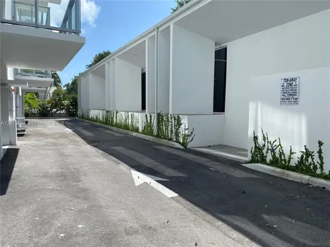10250 Collins Avenue Bal Harbour FL 33154