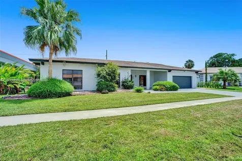 16610 Royal Poinciana Court Weston FL 33326