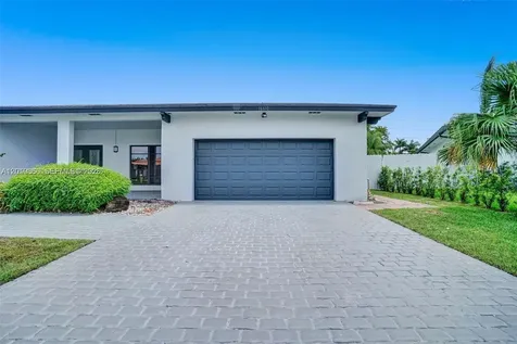 16610 Royal Poinciana Court Weston FL 33326